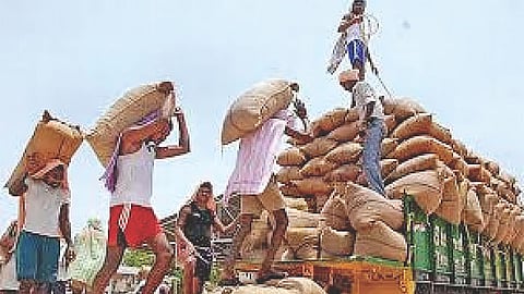 Mathadi workers protest