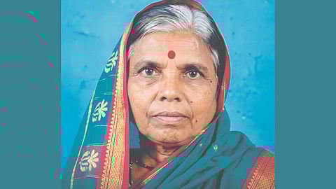 Satara Threshing machine accident