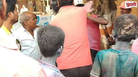 man beaten by mob Takwade Kolhapur