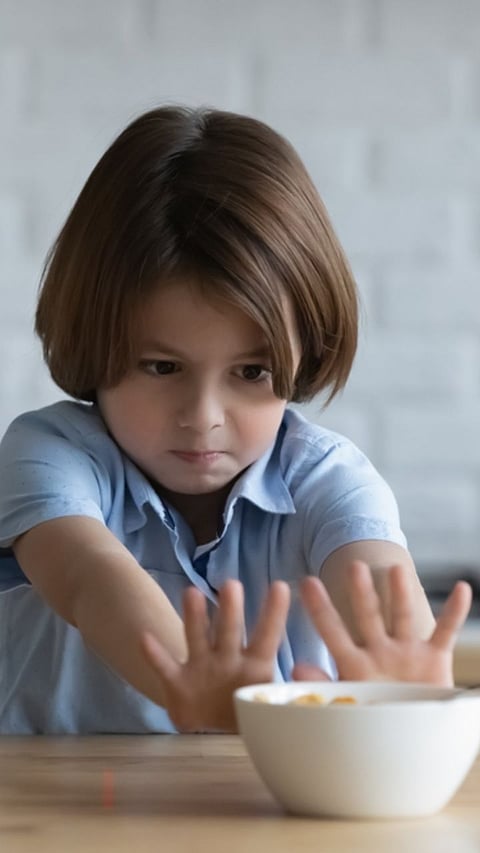 Parenting Tips : तुमच्या मुलात ‌‘इटिंग डिसऑर्डर‌’ची लक्षणे आहेत काय?