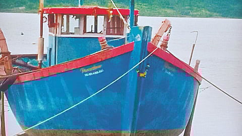Ratnagiri Fishing Boat Accident