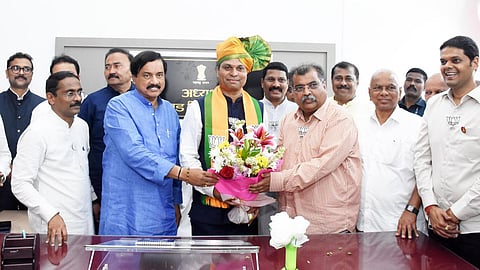 Mahayuti government Raigad ZP