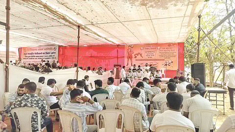 wrestlers protest Azad Maidan