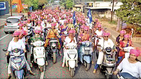 Daily 'Pudhari' and Kasturi Club women bike rally 
