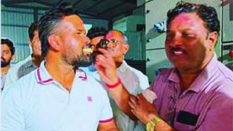 2500 मि.मी.च्या मुख्य जलवाहिनीत पाणी शिरले