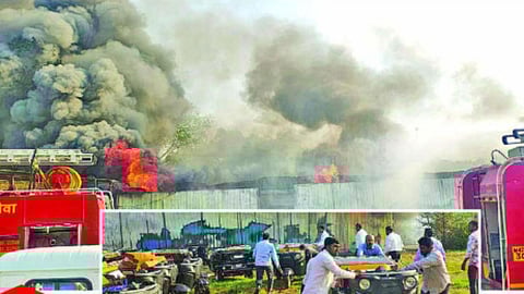 Pagariya Automobiles warehouse fire