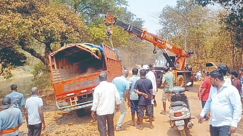 Sindhudurg Accident 