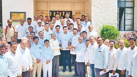 (छाया : मिलन मकानदार)