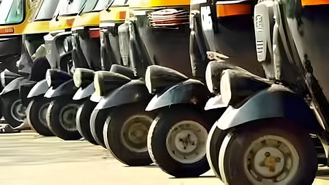 Marathi Test Auto Drivers : ‘मराठीतून परीक्षा द्या; अन्यथा परवाना रद्द’ : रिक्षाचालकांची घेणार चाचणी; 1 मे पर्यंत राबविणार मोहीम