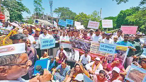 Belgaum news: कचरा तुमचा, जीव धोक्यात आमचा