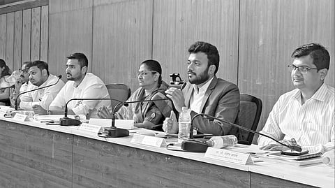 Sangli Zilla Parishad: झेडपीत प्रशासक काळातील गैरप्रकाराची चौकशी करा