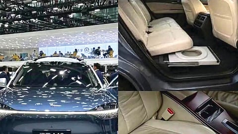 Car toilet feature | 