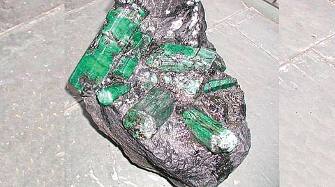 world largest emerald |