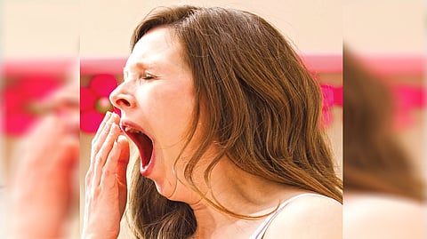 Yawning and hearing |