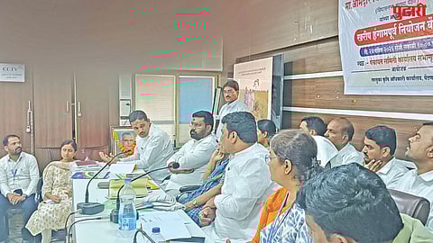 Vilas Bhumre warning fertilizer dealers