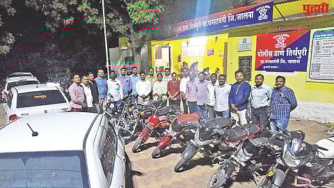 Jalna gambling den raid