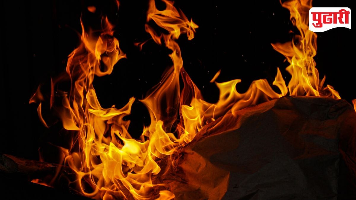 काळेवाडी तापकीर चौकात दोन फटाक्यांच्या दुकानांना भीषण आग|kalevadi ...