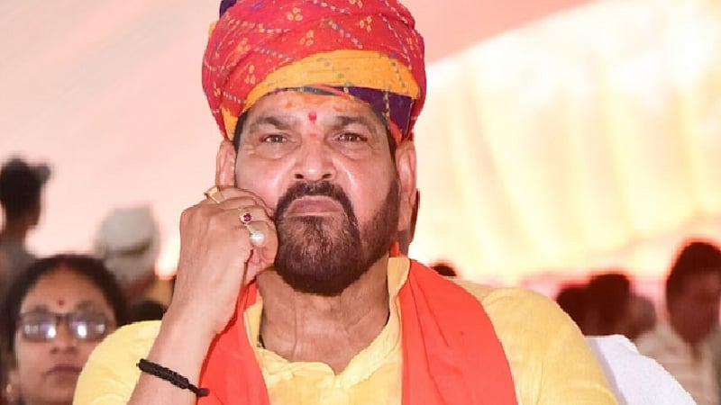 புகாரை வாபஸ் பெற்ற பெண்;  பிரிஜ் பூஷன் சிங் மீதான போக்சோ பாலியல் வழக்கு முடித்துவைப்பு!