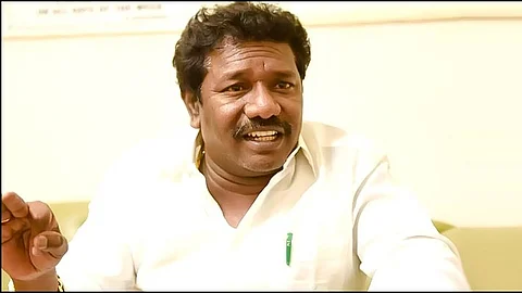 நடிகர் கருணாஸ்