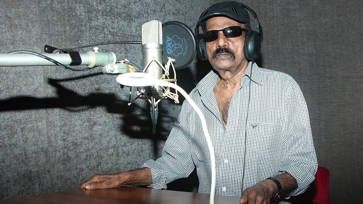 Goundamani dubbed for eight hours continuously for his upcoming film | ‘ஒத்த ஓட்டு முத்தையா’ படத்துக்காக தொடர்ந்து 8 மணி நேரம் டப்பிங் பேசிய கவுண்டமணி