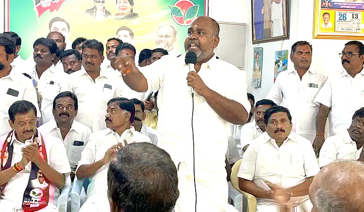 “அம்மா உயிர் பறிபோக நீங்கள்தான் காரணம்” - ஓபிஎஸ் மீது ஆர்.பி.உதயகுமார் குற்றச்சாட்டு | RB Udayakumar accuses OPS  for Jayalalitha death