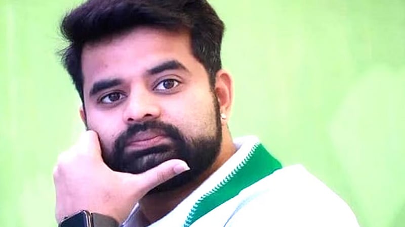 Prajwal Revanna suspended over explicit videos case / பாலியல் புகார்|கர்நாடக எம்.பி பிரஜ்வால் ரேவண்ணா கட்சியிலிருந்து இடைநீக்கம்!