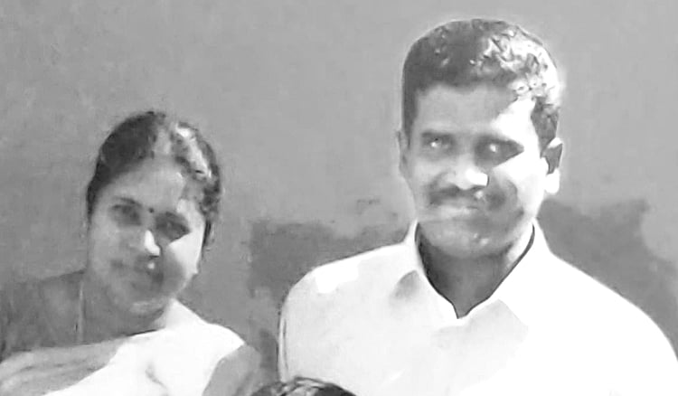 நாமக்கல்: மனைவியை கொலை செய்து விட்டு கணவர் தற்கொலை - விசாரணையில் வெளியான அதிர்ச்சி தகவல் | Namakkal Husband took tragic decision after killing wife 