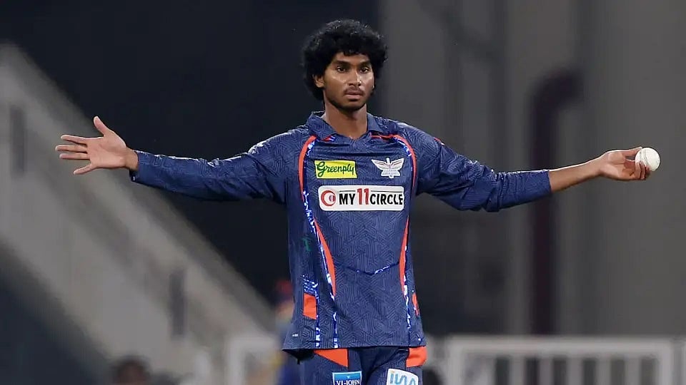 விராட்டின் weakness சாத்தியப்படுத்திய தமிழ்நாட்டின் மணிமாறன் சித்தார்த் /Manimaran Siddharth took advantage of Virat Kohli weakness to take his wicket