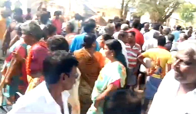 கிருஷ்ணகிரி:விவசாய நிலத்திற்கு தண்ணீர் பாய்ச்ச சென்ற பள்ளி மாணவிக்கு நேர்ந்த பரிதாபம்| Krishnagiri School girl dies after falling into well accidently