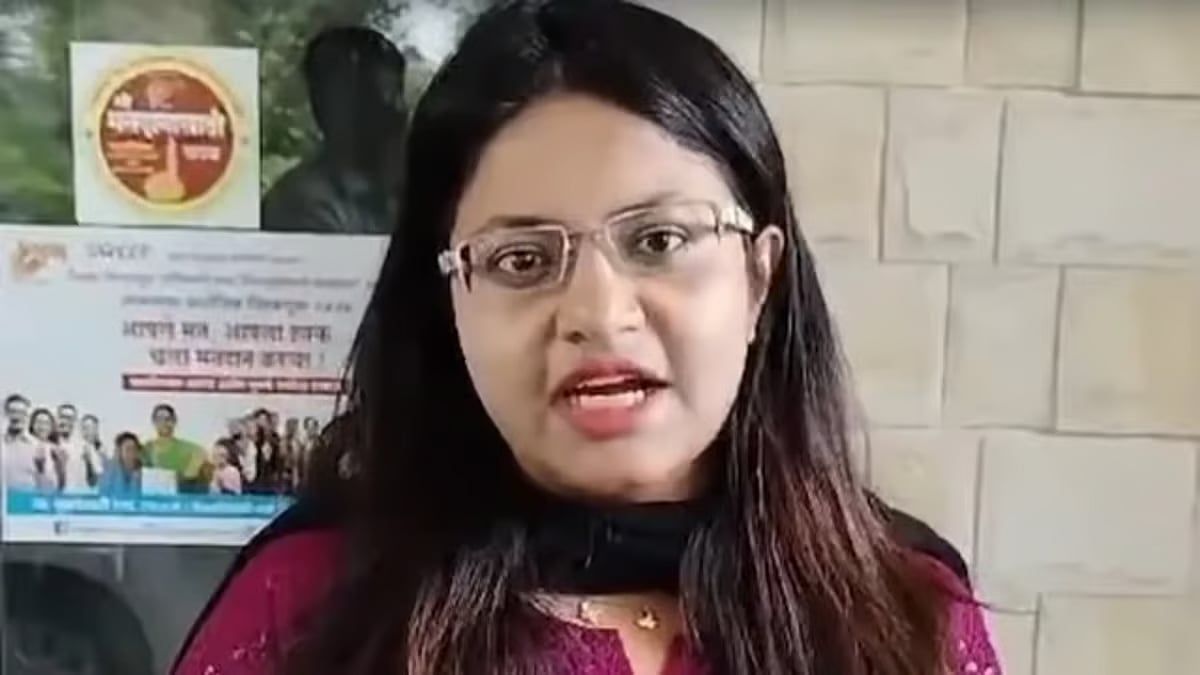 லாரி உதவியாளர் கடத்தல்.. மீண்டும் சிக்கலில் சிக்கிய புனே  Ex ஐஏஎஸ் பயிற்சியாளர்!