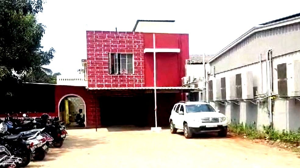 கோவை: அரசு வேலை வாங்கித் தருவதாக ரூ.8.10 லட்சம் மோசடி - பெண் உட்பட இருவர் மீது வழக்குப் பதிவு Covai: Rs 8.10 lakh fraud  - case registered against two