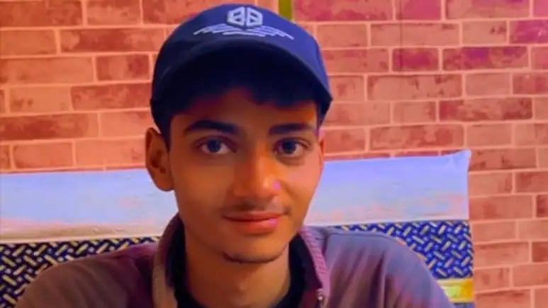 உ.பி.| ஆபாச வீடியோ.. நண்பனின் காதலியை மிரட்டிய நபருக்கு நேர்ந்த கொடூரம்! 17 வயது சிறுவன் செய்தசெயல்!