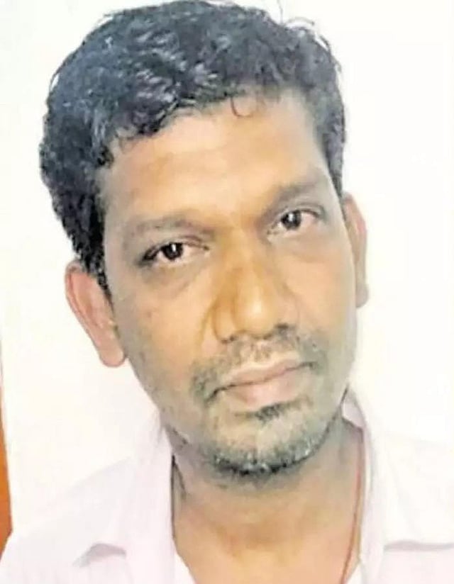 காலிலேயே சுட்டு பிடிக்கப்பட்ட பிரபல ரவுடி பாம் சரவணன்/police attack rowdy bomb  saravanan admitted in stanly hospital