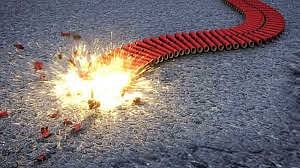 திருமண விழாவில் பட்டாசு வெடித்து 18 நாள் குழந்தை பாதிப்பு / kannur infant health affected due to wedding firecracker noise