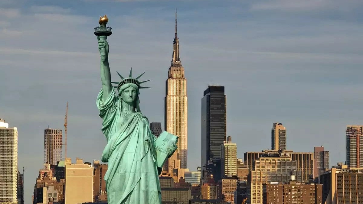 அமெரிக்காவில் அதிகரிக்கும் இந்தியர்களின் ஆதிக்கம்.. புதிய கதவுகள் திறக்குமா? / dominance of Indians in various sectors in America has increased