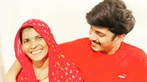 சுபைதா, ஆஷிக்