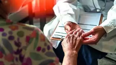 புனேவில் பரவும் GBS நோய் இதுவரை 73 பேர் பாதிப்பு  /Rising cases of Guillain Barre Syndrome in Pune 73 cases identified so far