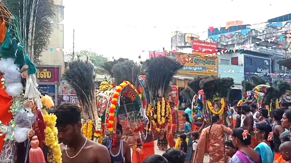 பழனி தைபூசத் திருவிழா அரோகரா கோஷத்துடன் கும்பகோணம் பக்தர்கள் பாதயாத்திரை Palani Thaipusam Festival -Kumbakonam Devotees yatra