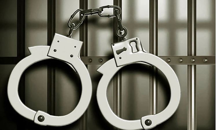 மாணவிக்கு பாலியல் தொல்லை கொடுத்த வழக்கு மூவர் கைது /3 were arrested in school student harassment case