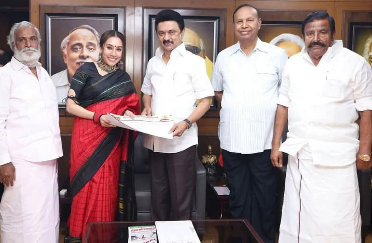 திவ்யா சத்யராஜுக்கு திமுகவில் முக்கிய பொறுப்பு/actor sathyarajs daughter divya appointed as deputy secretary of dmk it team