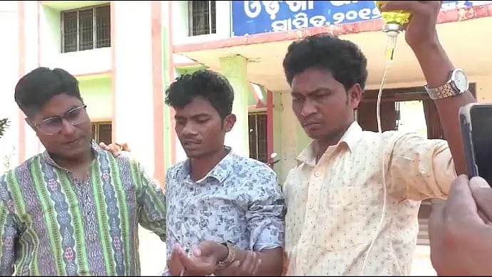 ஒடிசா/odisha teacher reports to school with iv drip attached