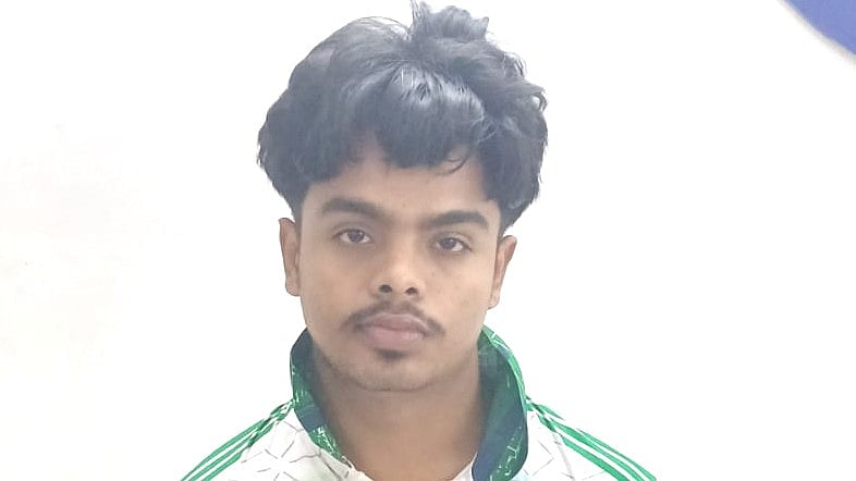 திரிபுரா மாநில காதல் ஜோடியிடம் 130 கிராம் போதைப் பொருள் பறிமுதல்