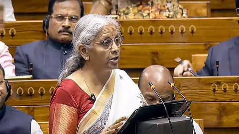 நிதியமைச்சர் நிர்மலா சீதாராமன்!