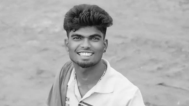 மதுரை | ஜல்லிக்கட்டுப் போட்டி - காளை முட்டி இளைஞர் பலி