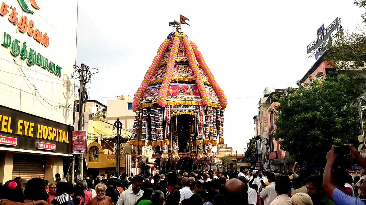 கும்பகோணம் | நாகேஸ்வரர் கோயில் தேர்த் திருவிழா 