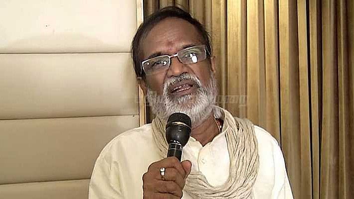 பாடல் காப்புரிமை விவகாரம் | ”எங்க பாட்டுக்கு தானே கேட்குறோம்” காட்டமாய் விமர்சித்த கங்கை அமரன்!