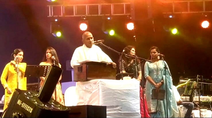 கரூர் | இளையராஜா நிகழ்ச்சியில் இருந்து பாதியிலேயே வெளியேறிய ரசிகர்கள்