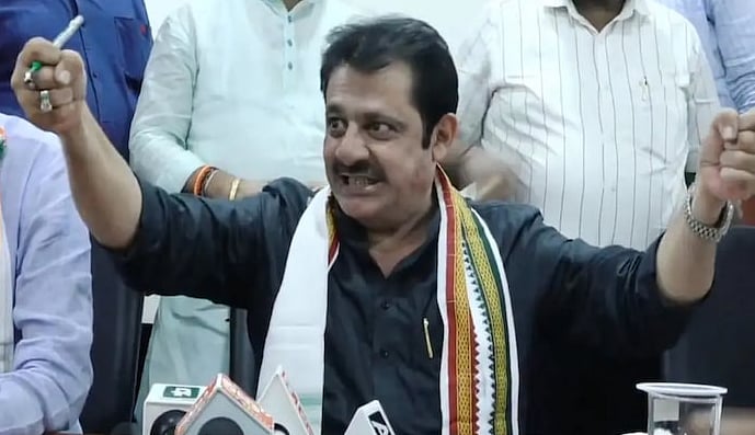 “வெடிகுண்டுடன் பாகிஸ்தான் செல்லத் தயார்” - கர்நாடக அமைச்சர் ஆவேசம்!