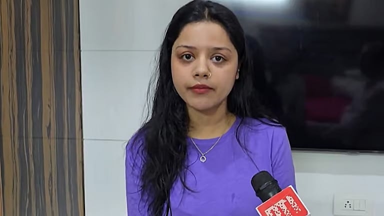 ஆபரேஷன் சிந்தூர் | அரசுக்கு கோரிக்கை வைத்த பஹல்காமில் கொல்லப்பட்ட அதிகாரியின் மனைவி!