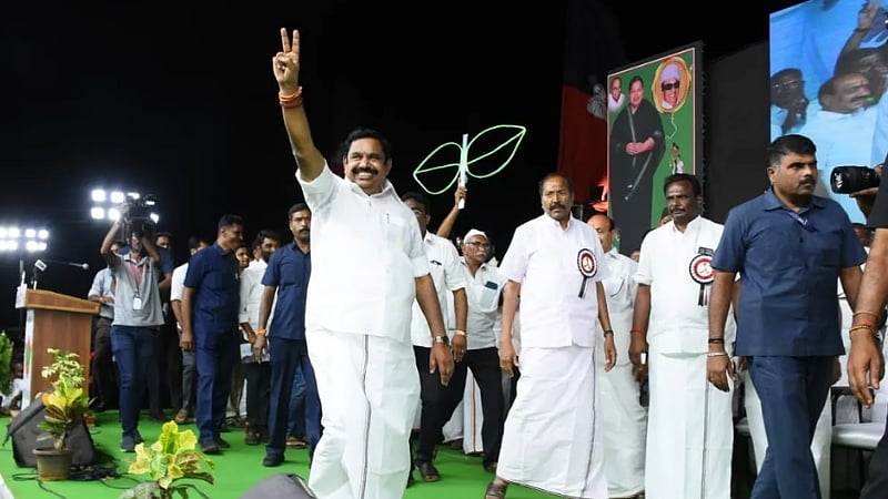 Live Blog :  பரபரப்பான சூழலில் கூடும் அதிமுக பொதுக்குழு.. நிறைவேற்றப்பட்ட 16 தீர்மானங்கள் என்ன?